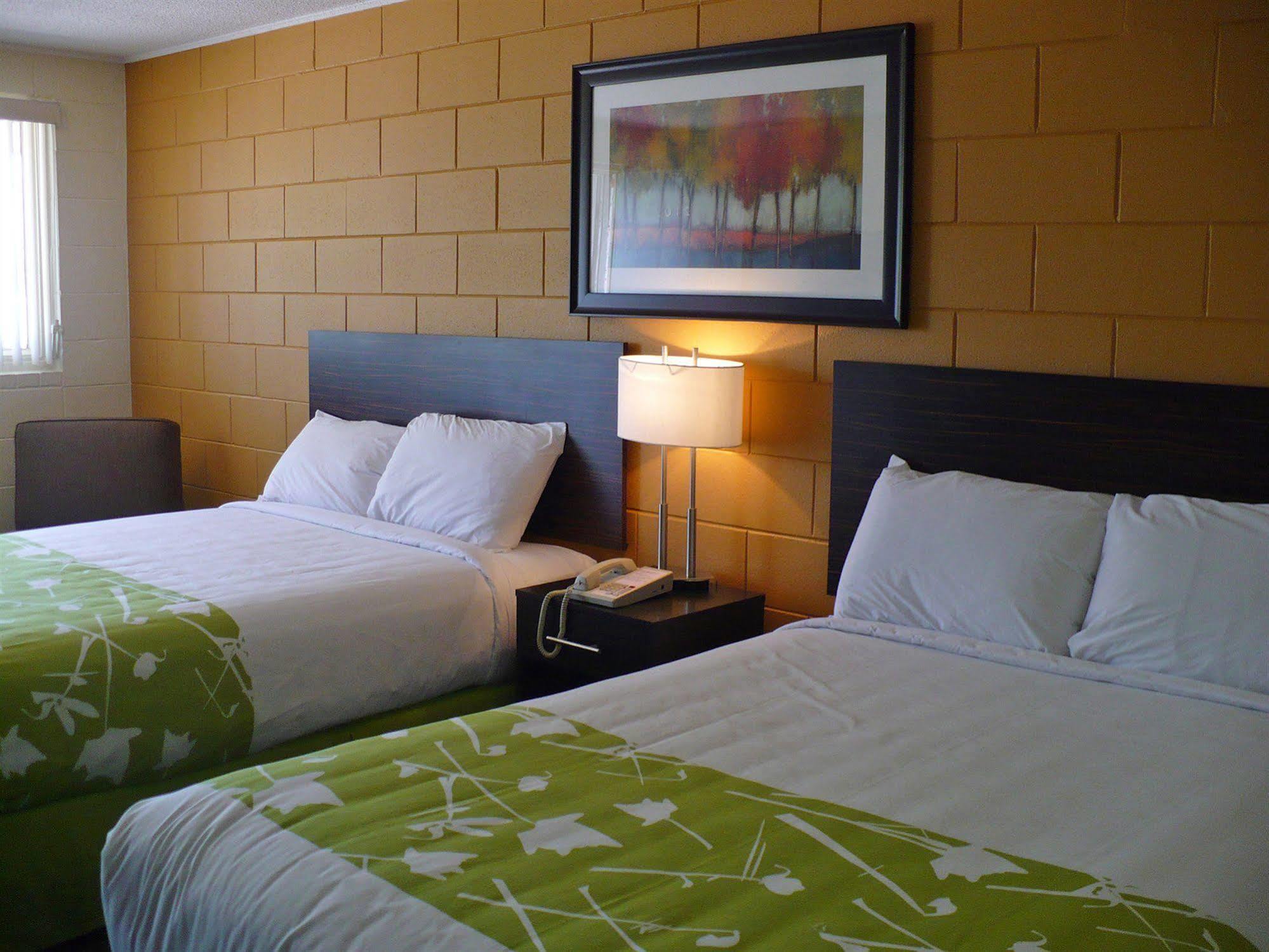 Westgate Inn พอร์เทจ เลอเพรรี ภายนอก รูปภาพ